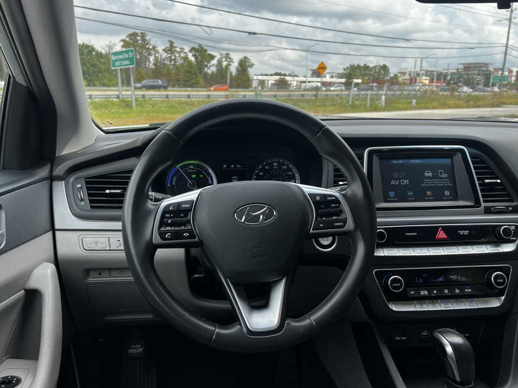 2019 Hyundai Sonata Hybrid SE 13