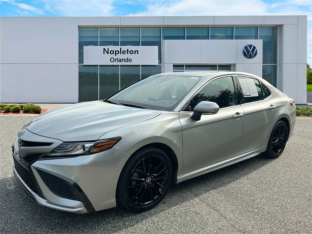 2023 Toyota Camry XSE 1