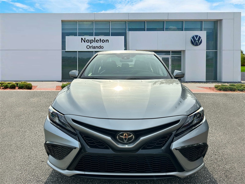 2023 Toyota Camry XSE 3