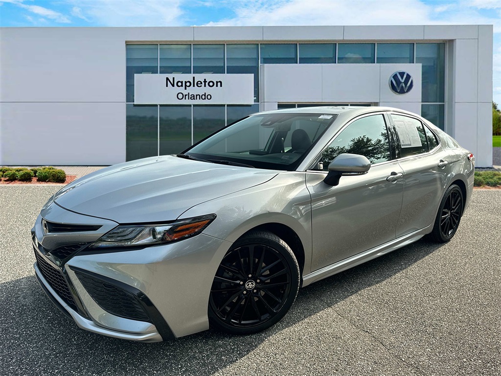 2023 Toyota Camry XSE 24