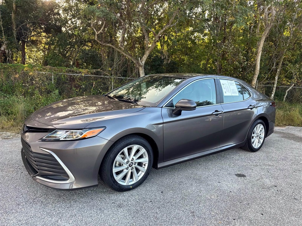 2023 Toyota Camry LE 1