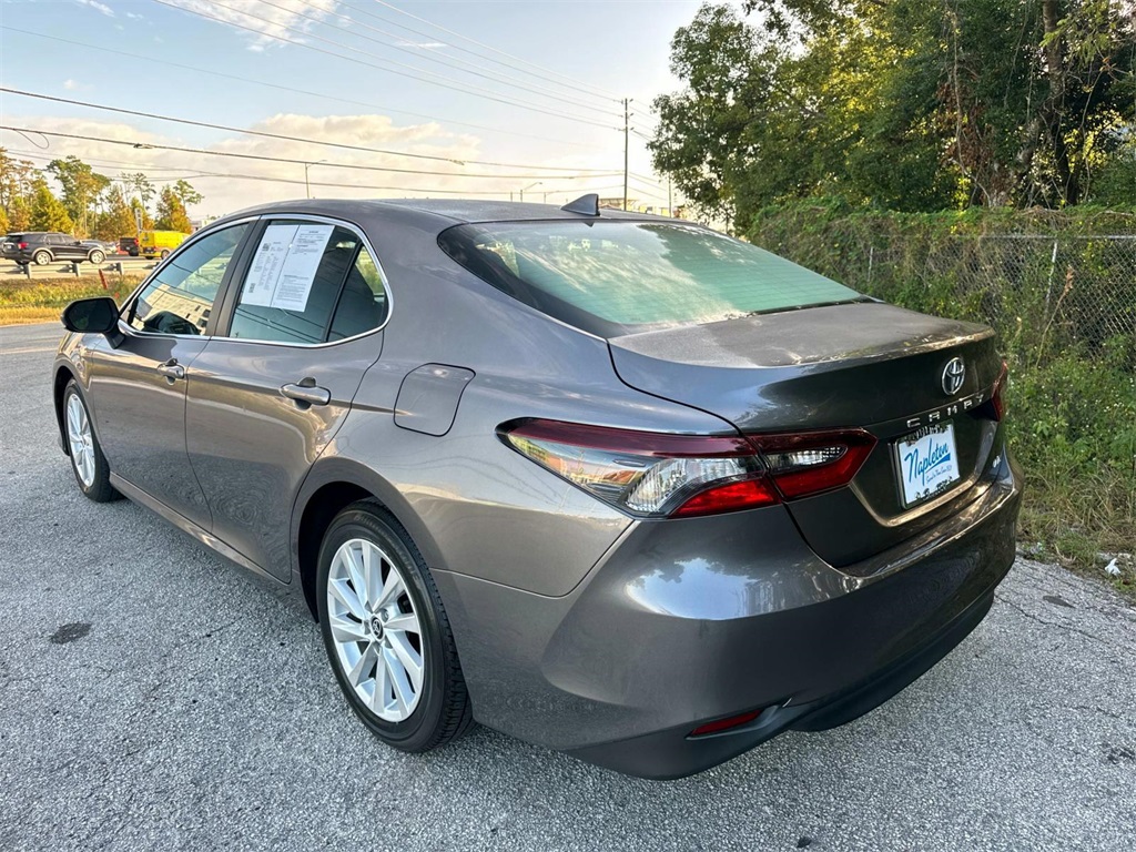 2023 Toyota Camry LE 6