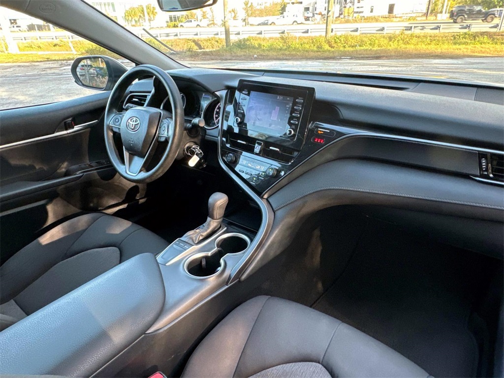 2023 Toyota Camry LE 20