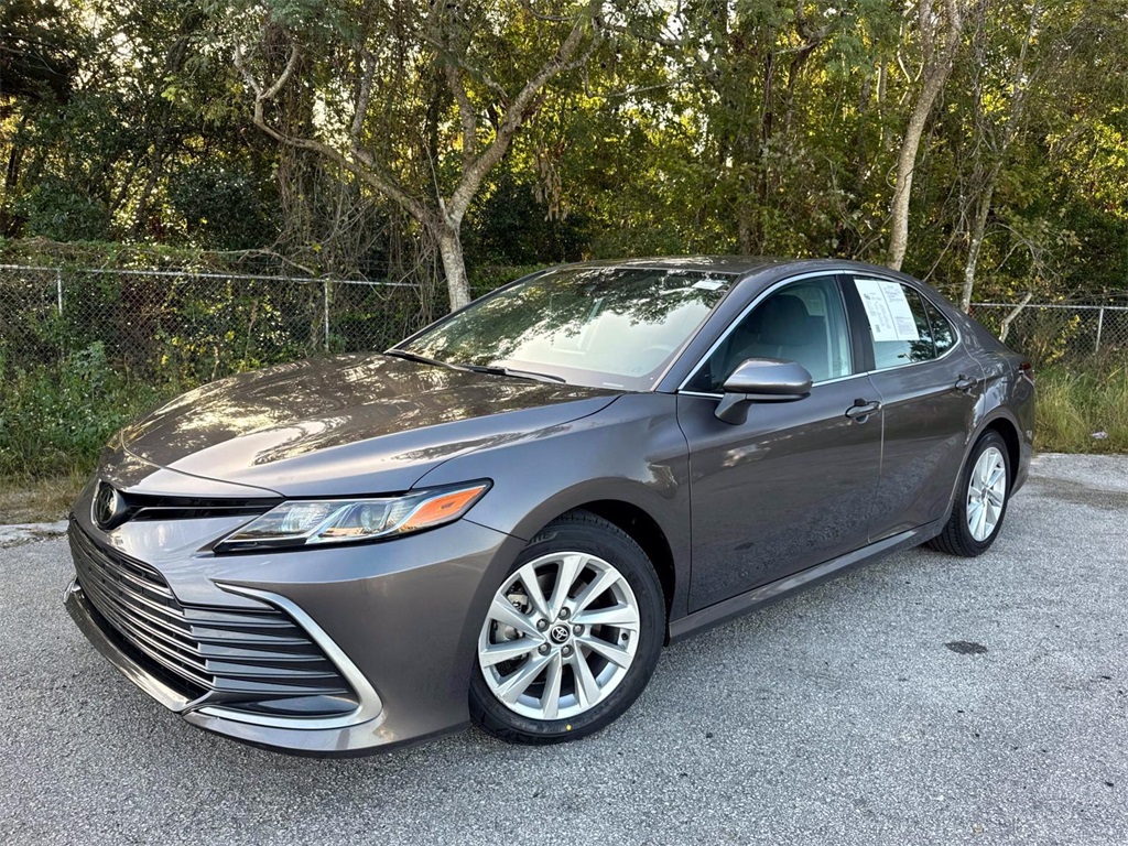 2023 Toyota Camry LE 25