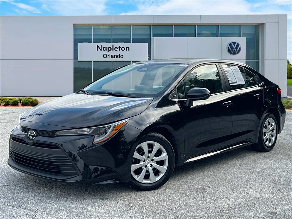 2023 Toyota Corolla LE 29