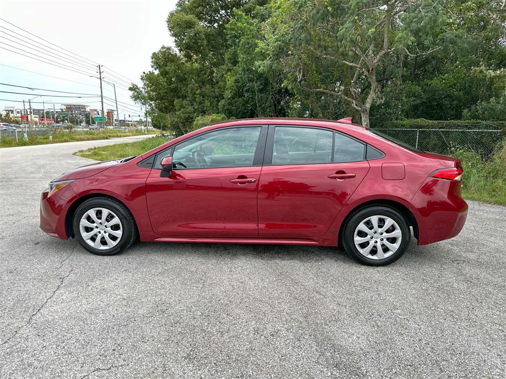 2023 Toyota Corolla LE 4