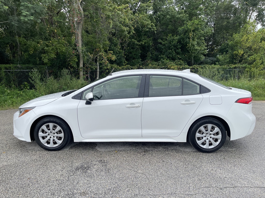 2021 Toyota Corolla LE 3