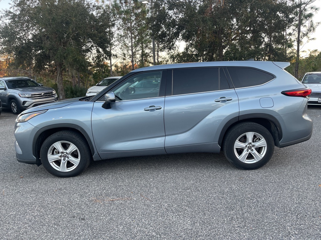 2022 Toyota Highlander LE 6