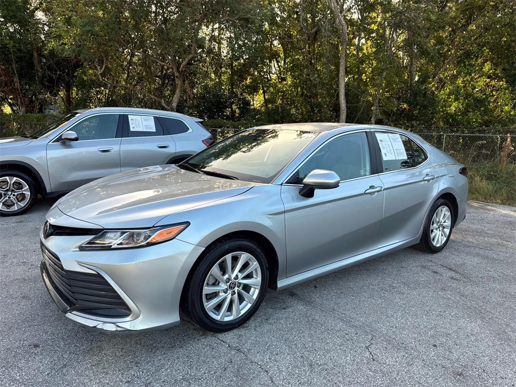 2023 Toyota Camry LE 1