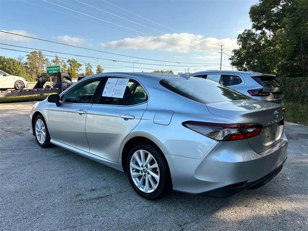 2023 Toyota Camry LE 6