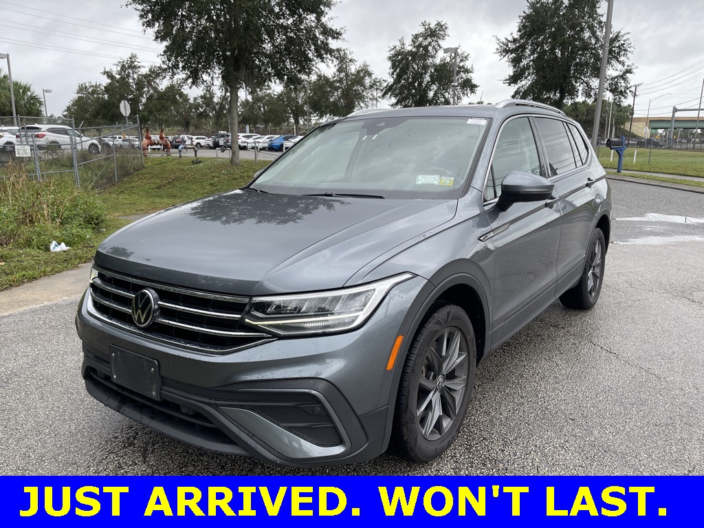 2022 Volkswagen Tiguan 2.0T SE 1