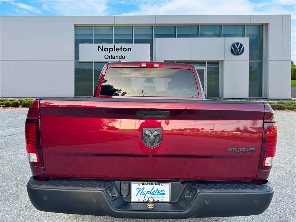 2022 Ram 1500 Classic Warlock 7