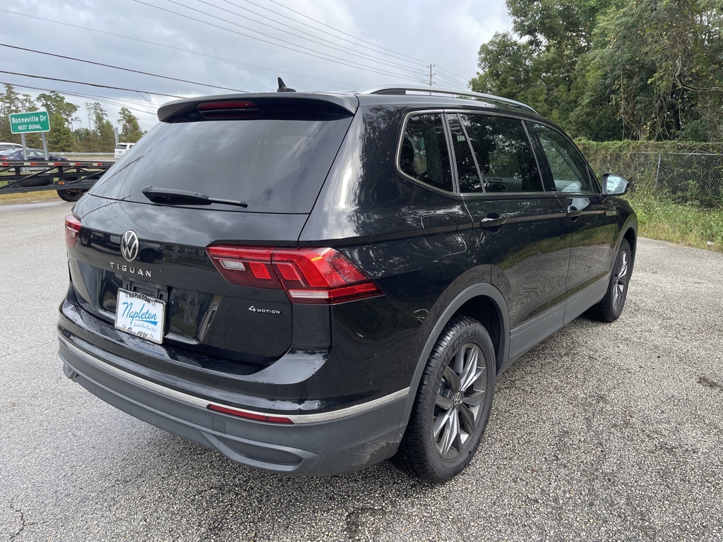 2022 Volkswagen Tiguan 2.0T SE 2