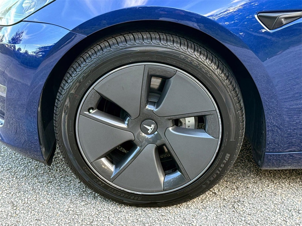 2023 Tesla Model 3 Base 8