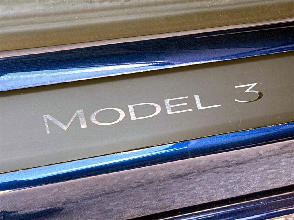 2023 Tesla Model 3 Base 23