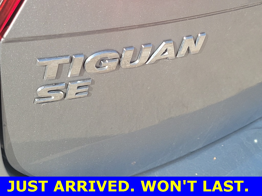 2021 Volkswagen Tiguan 2.0T SE 8