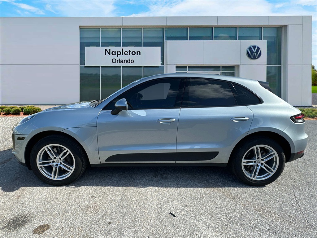 2019 Porsche Macan Base 4