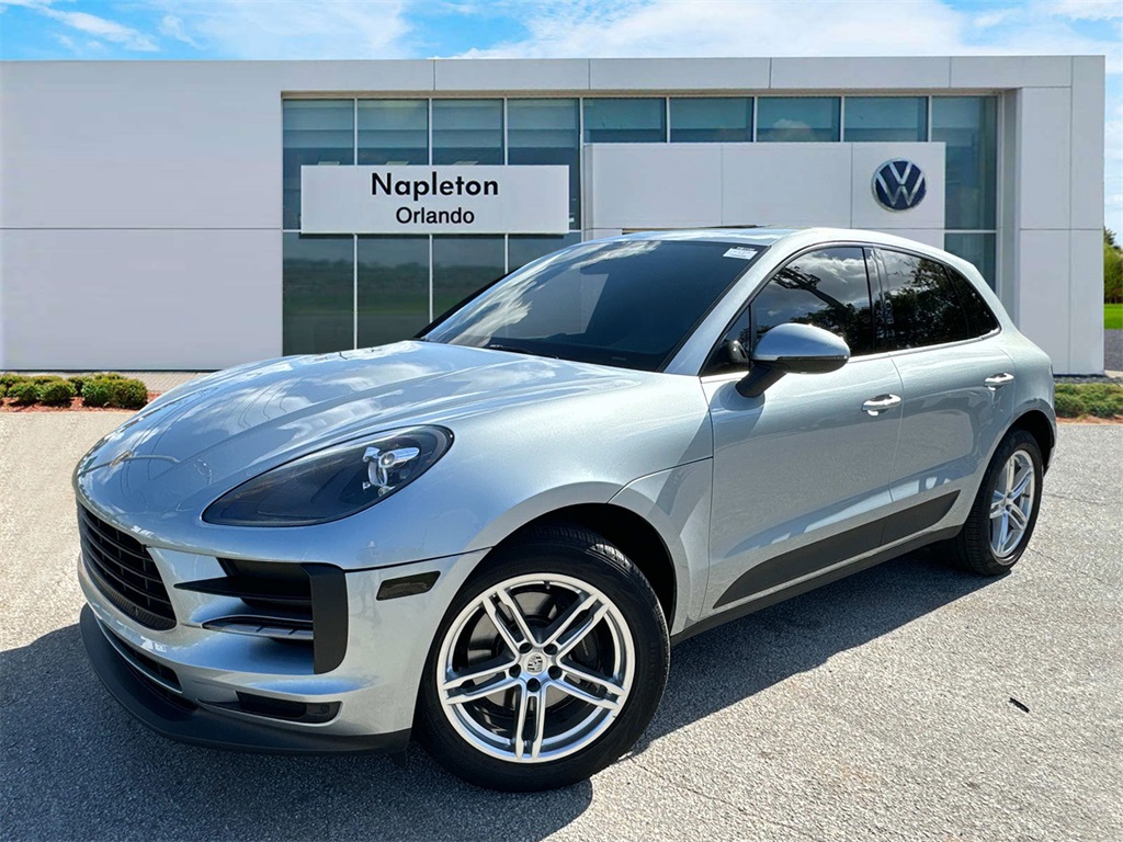 2019 Porsche Macan Base 26