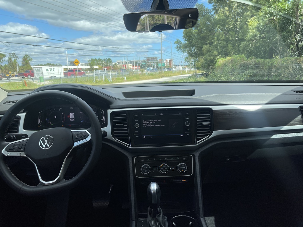 2023 Volkswagen Atlas 2.0T SE w/Technology 12