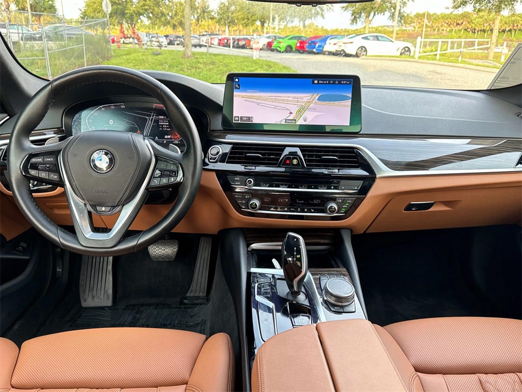 2022 BMW 5 Series 530i xDrive 10