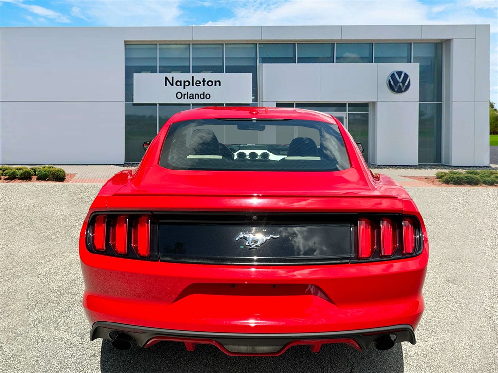 2016 Ford Mustang EcoBoost Premium 7