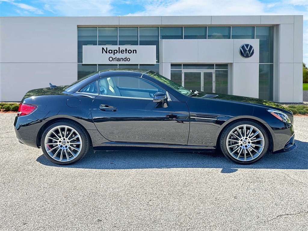 2020 Mercedes-Benz SLC SLC 300 26