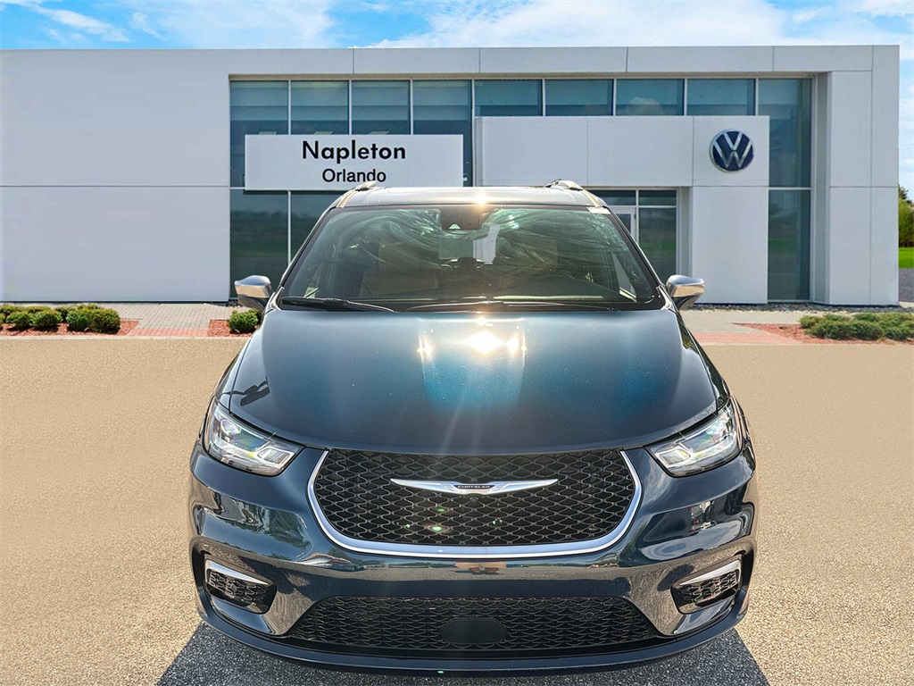 2022 Chrysler Pacifica Pinnacle 3