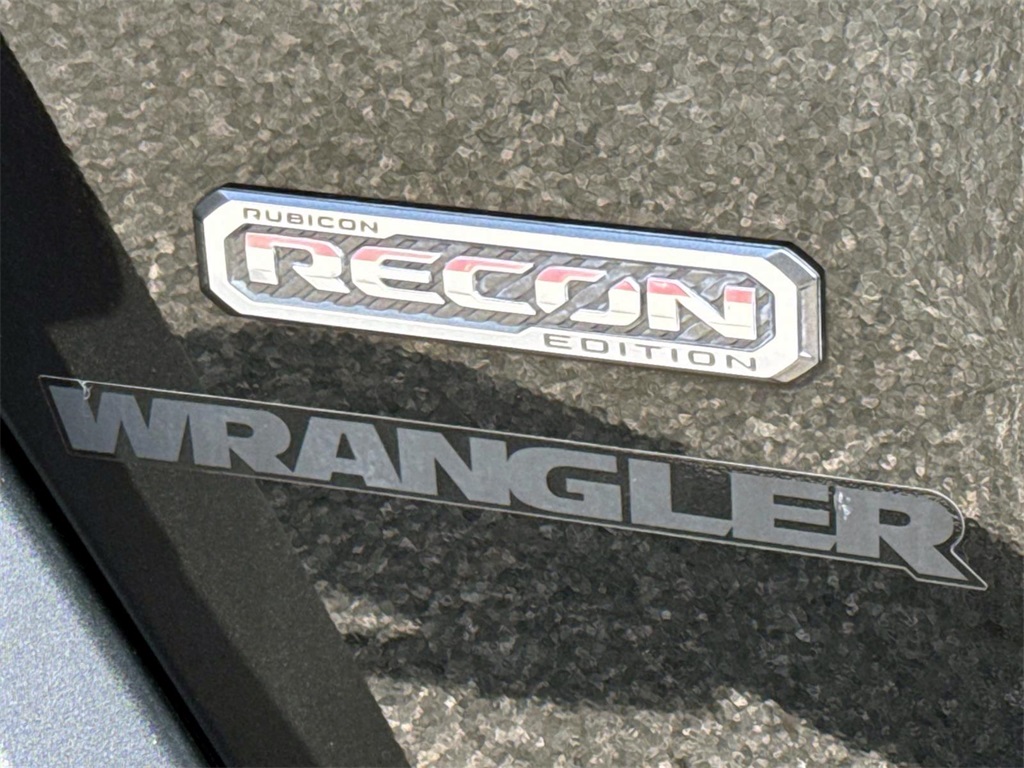 2017 Jeep Wrangler Rubicon Recon 10