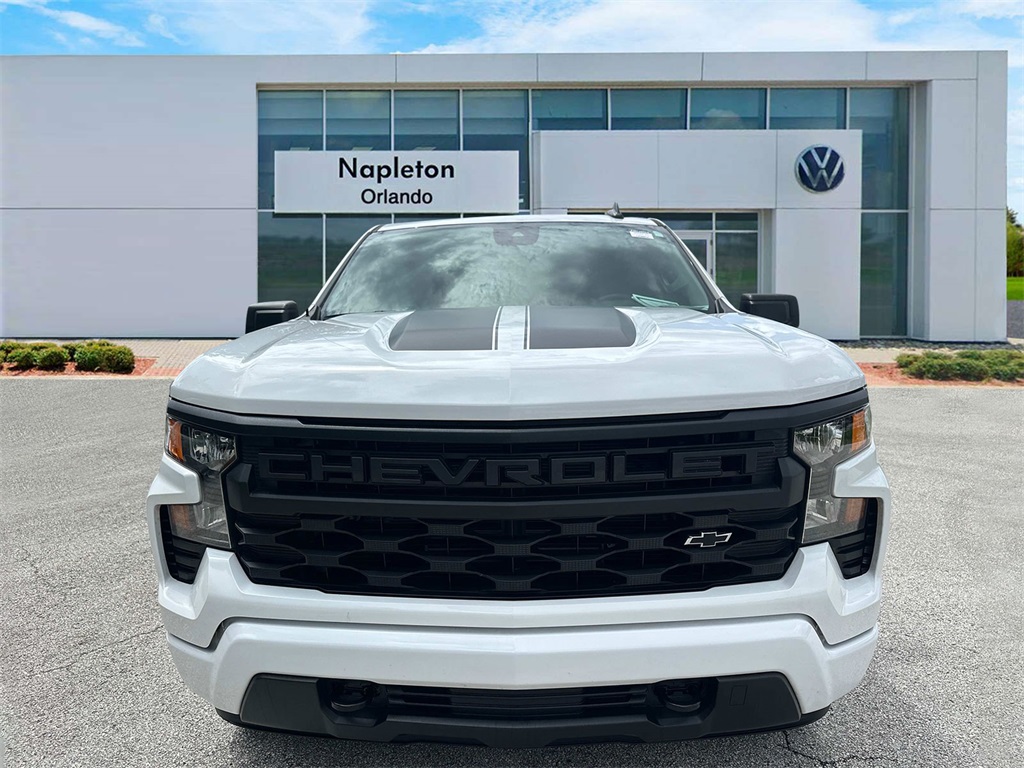 2023 Chevrolet Silverado 1500 Custom 3