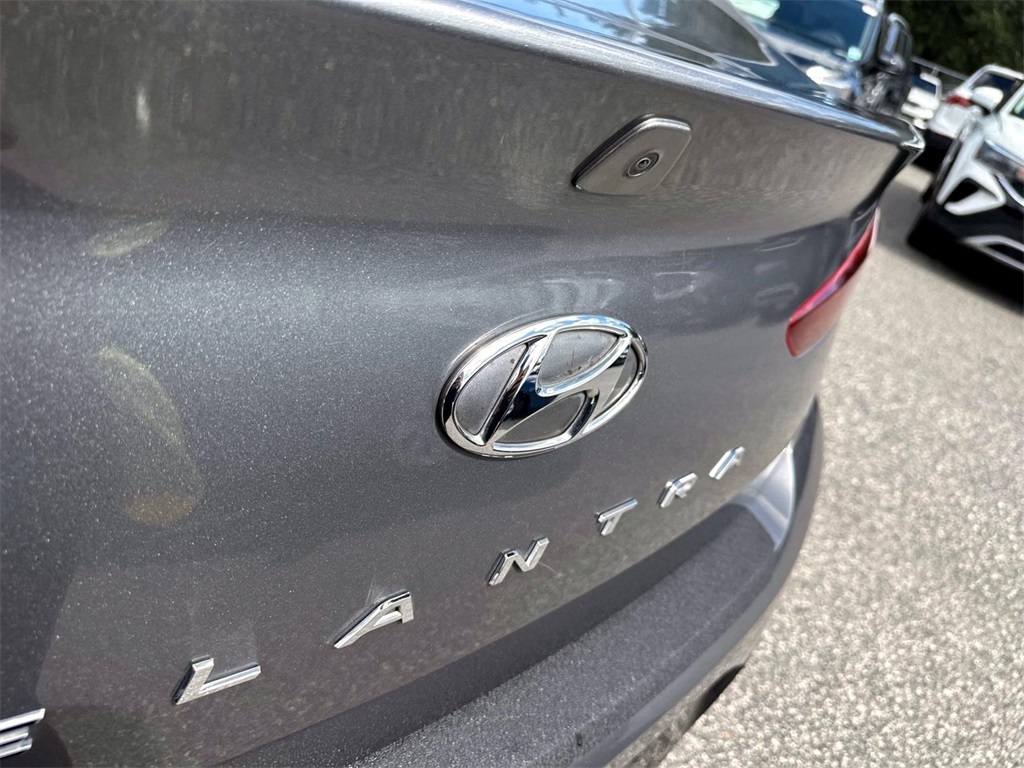 2019 Hyundai Elantra Value Edition 8