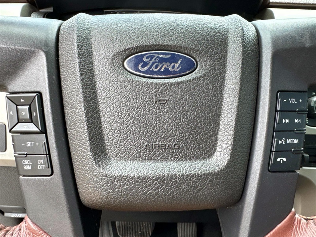 2013 Ford F-150 XLT 25