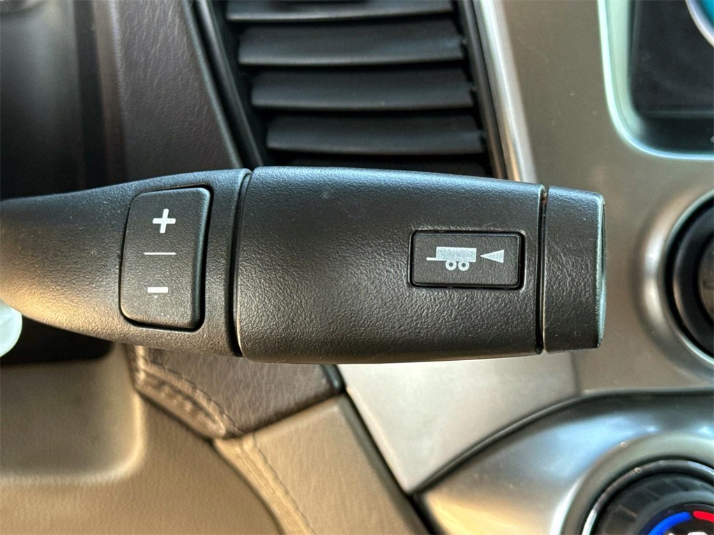2017 Chevrolet Tahoe LS 19
