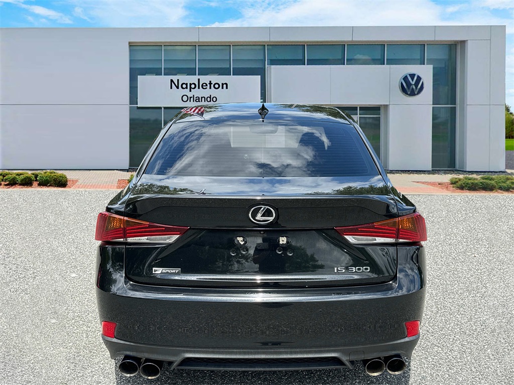 2020 Lexus IS 300 7