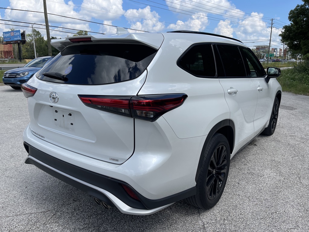 2023 Toyota Highlander L 4