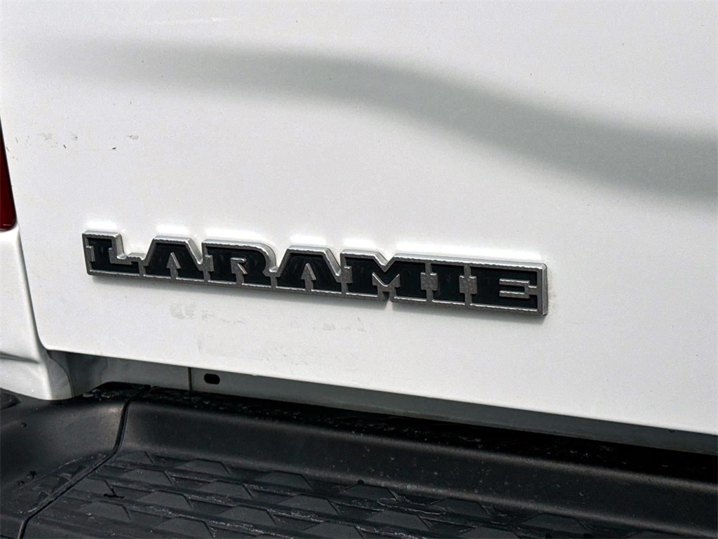 2022 Ram 3500 Laramie 8