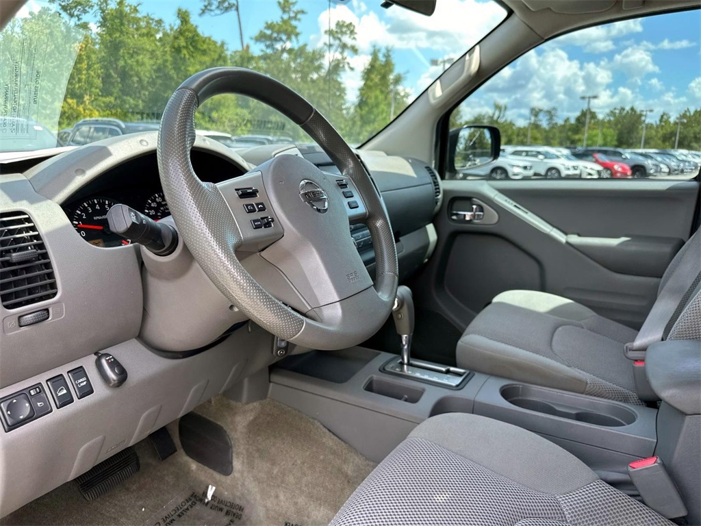 2018 Nissan Frontier SV 11