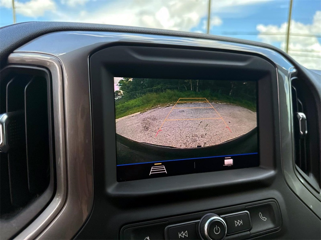 2020 Chevrolet Silverado 1500 Custom 20