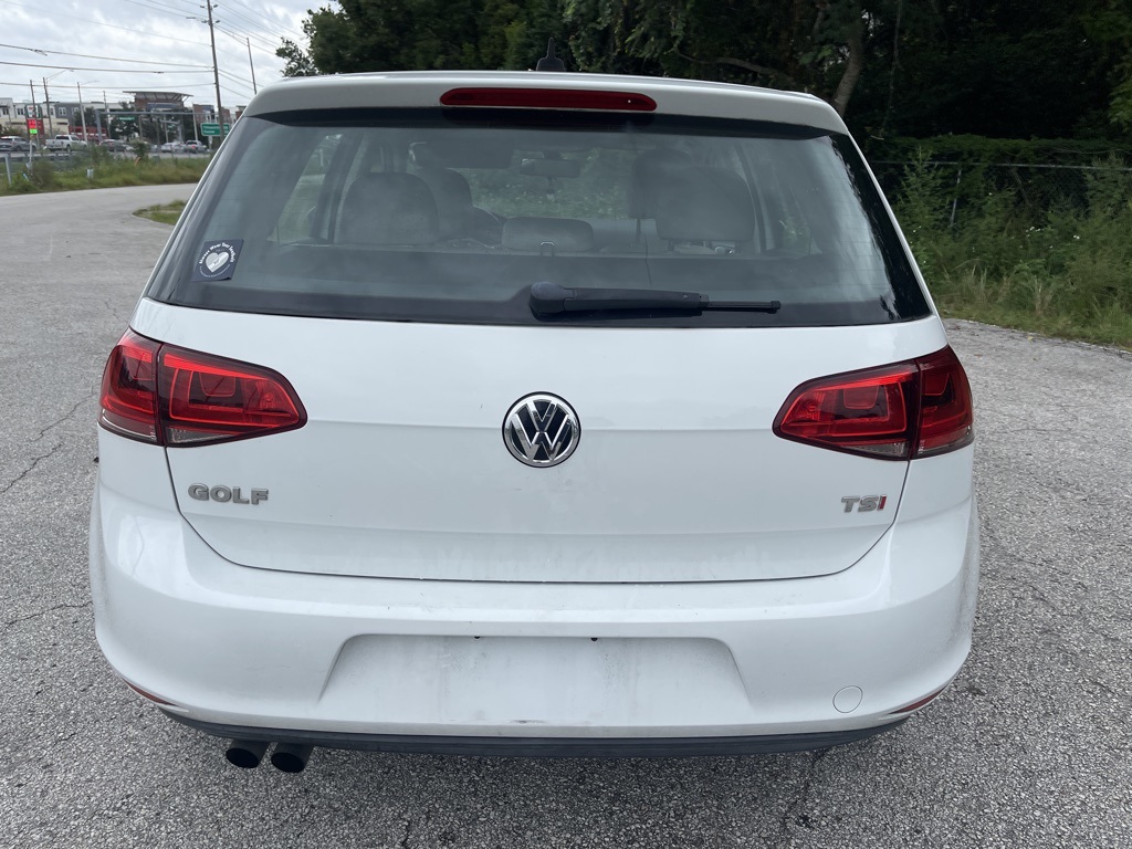 2017 Volkswagen Golf TSI S 4-Door 5