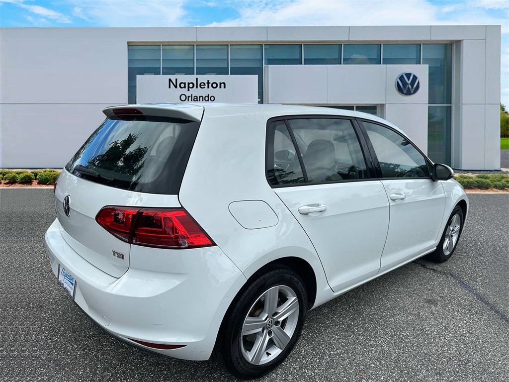 2017 Volkswagen Golf TSI S 4-Door 7