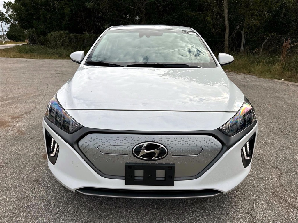 2021 Hyundai Ioniq Electric Limited 3