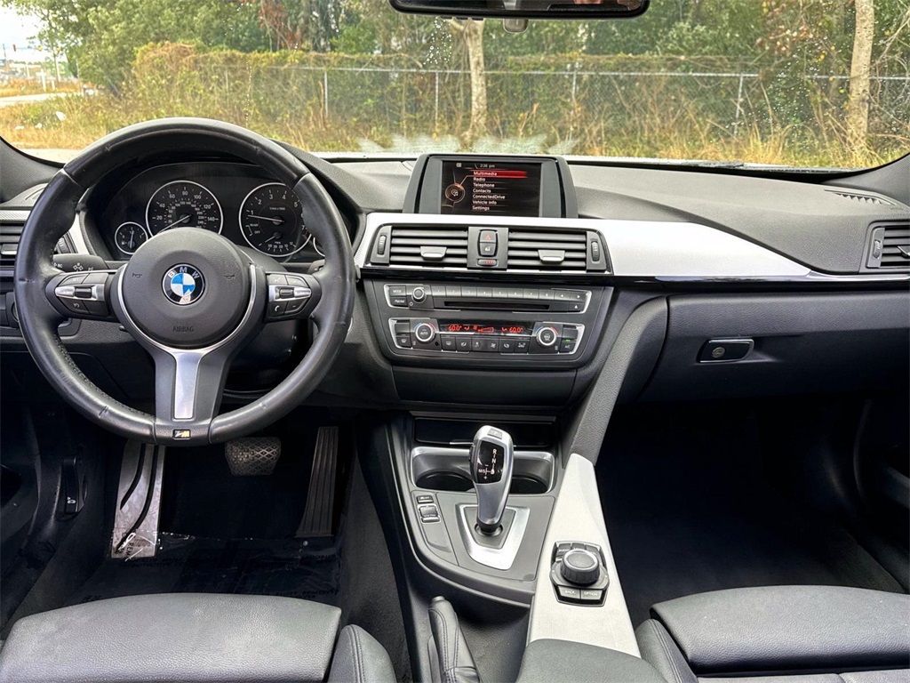 2015 BMW 3 Series 328i 11