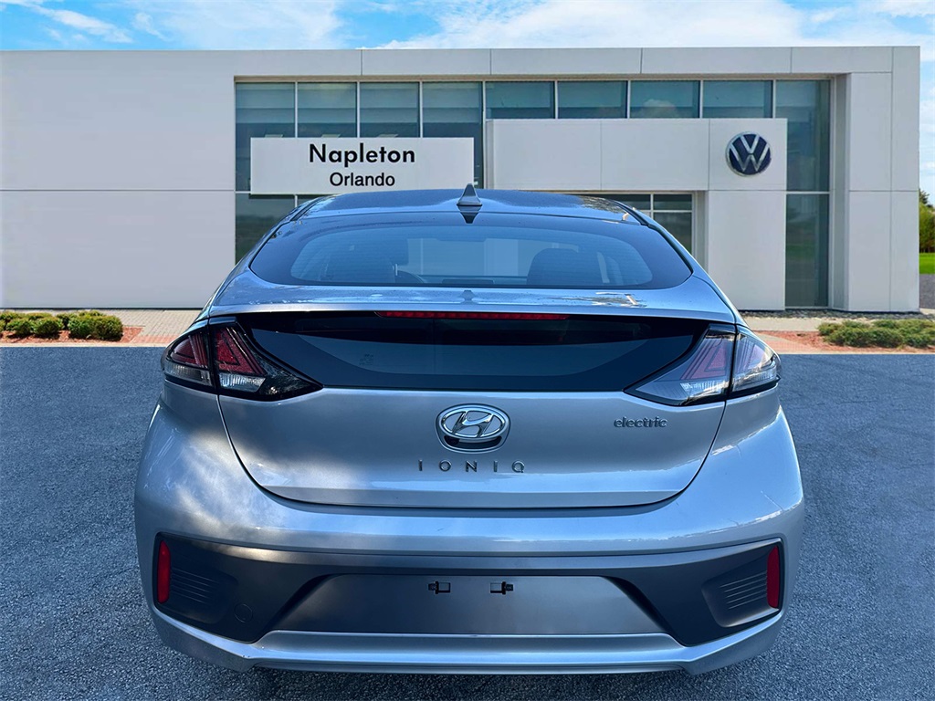 2020 Hyundai Ioniq Electric SE 7