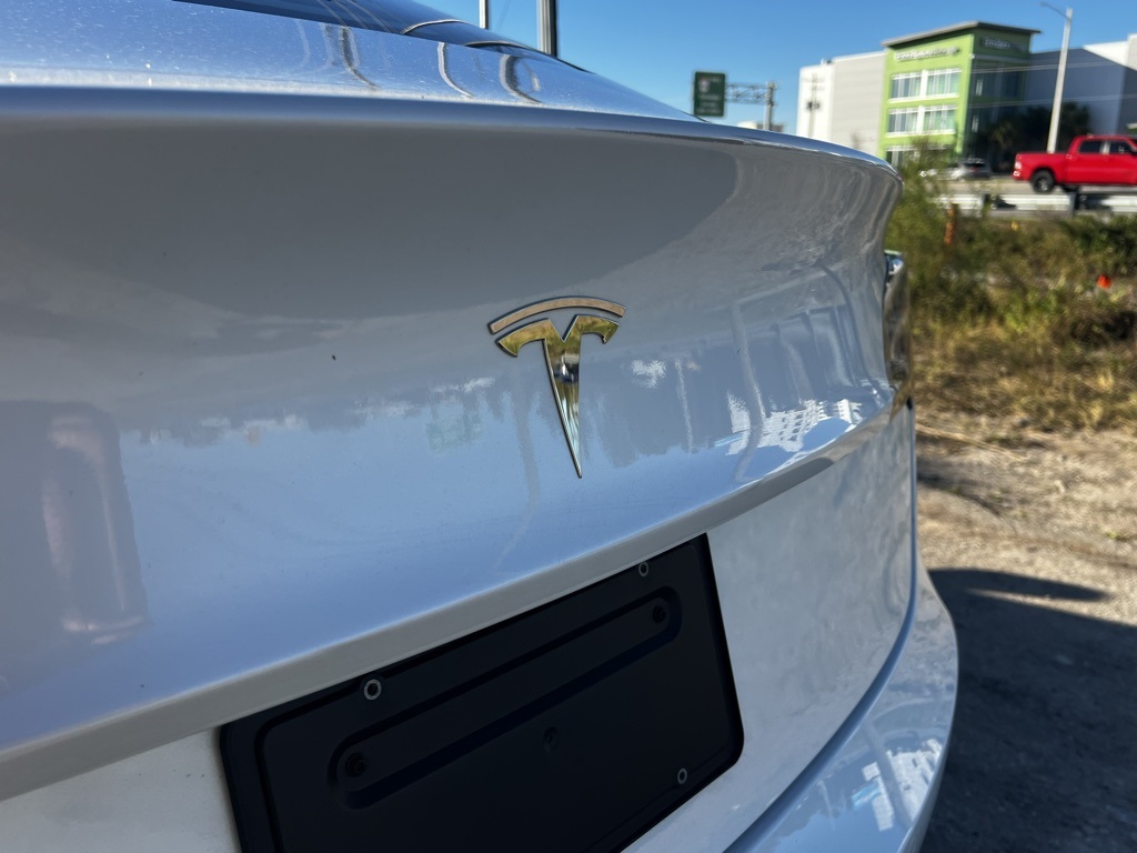 2021 Tesla Model 3 Standard Range Plus 7