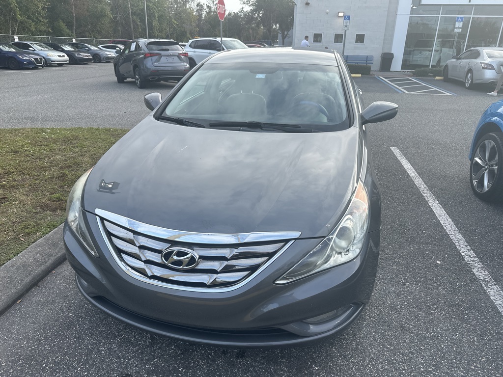 2011 Hyundai Sonata SE 1