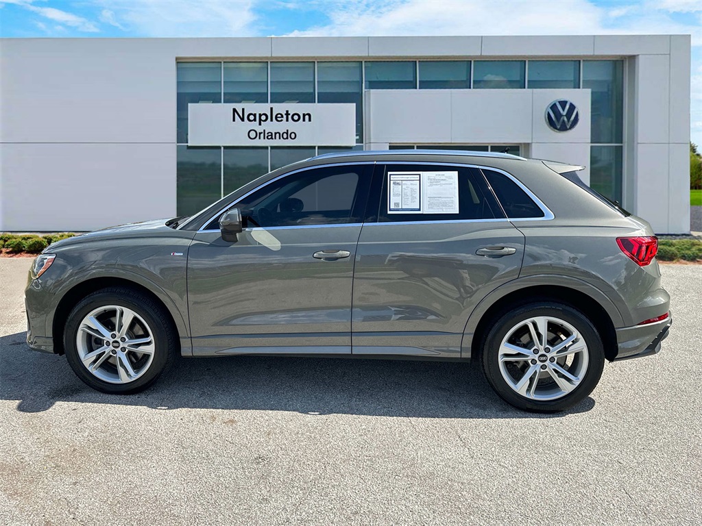 2022 Audi Q3 Premium 6