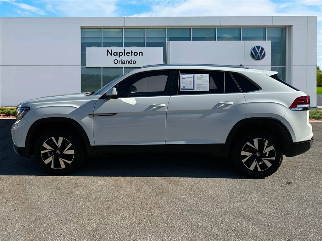 2023 Volkswagen Atlas Cross Sport 2.0T SE 4