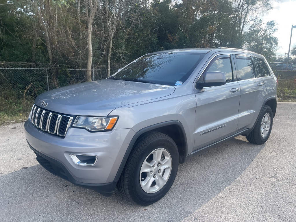 2017 Jeep Grand Cherokee Laredo 1