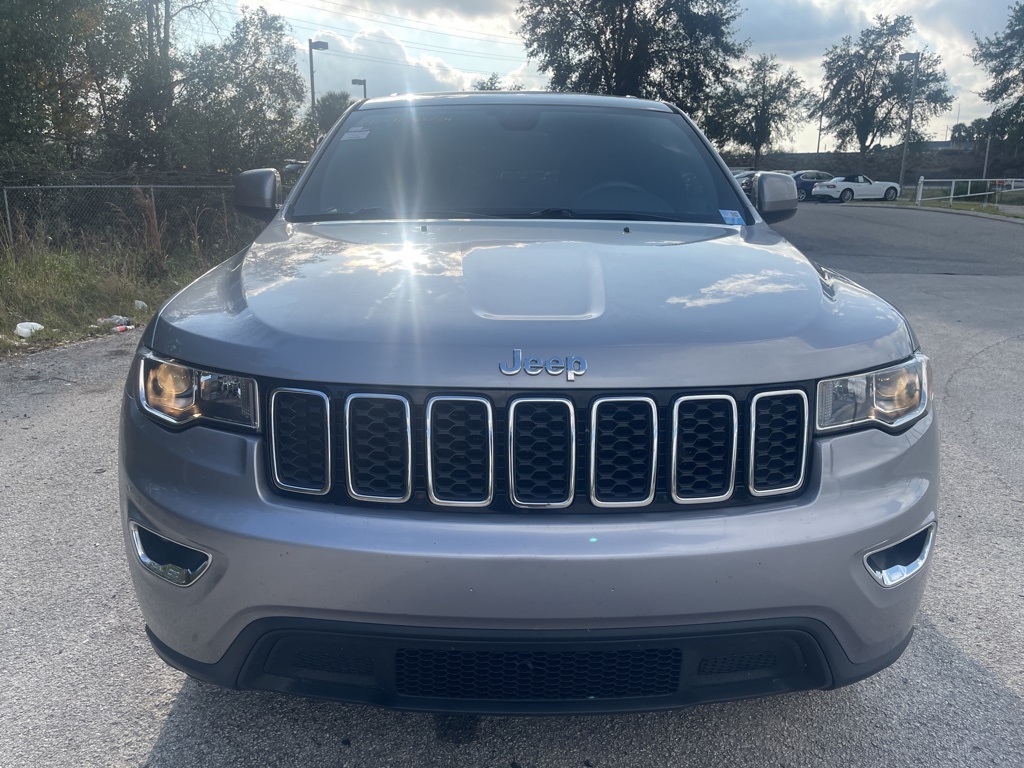 2017 Jeep Grand Cherokee Laredo 2