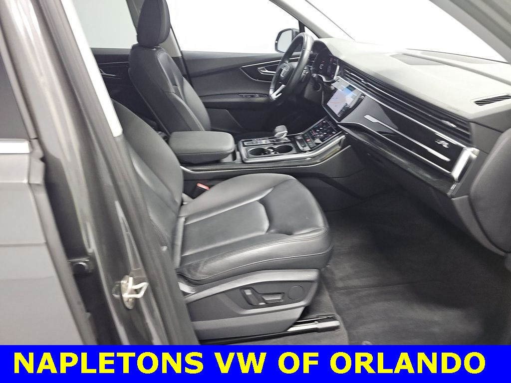 2020 Audi Q7 55 Premium Plus 5