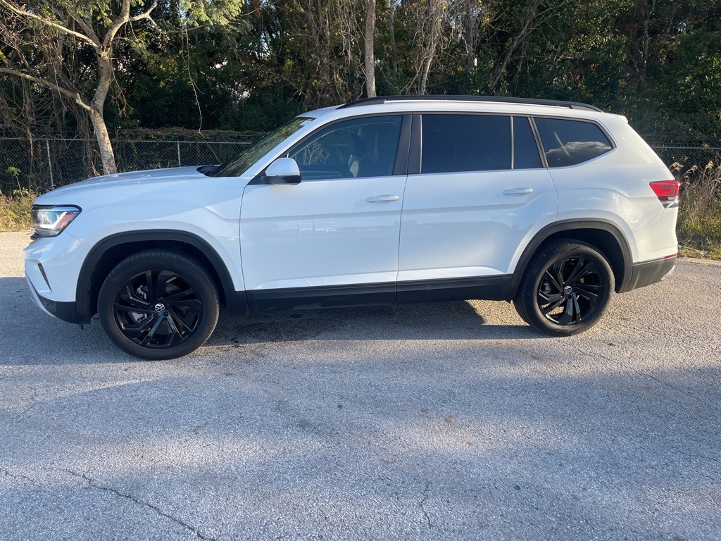 2022 Volkswagen Atlas 2.0T SE w/Technology 2